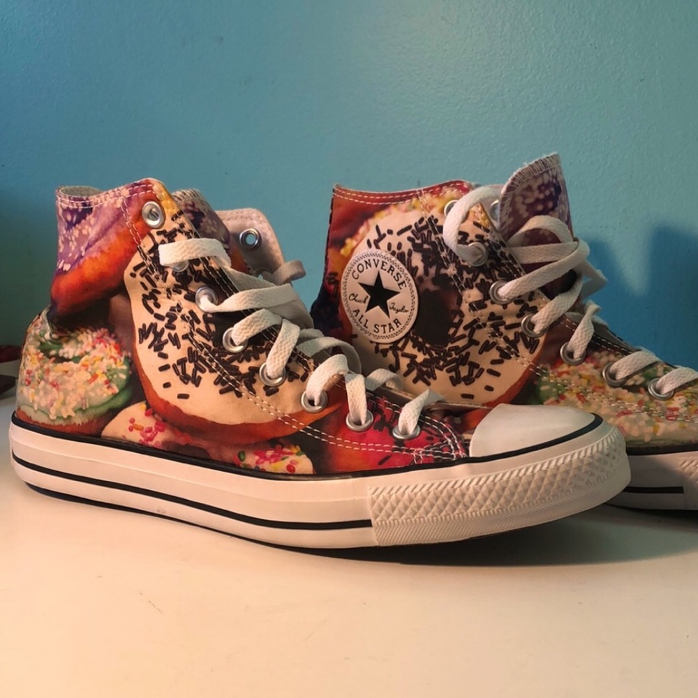 Converse donut print high top Men’s 9
